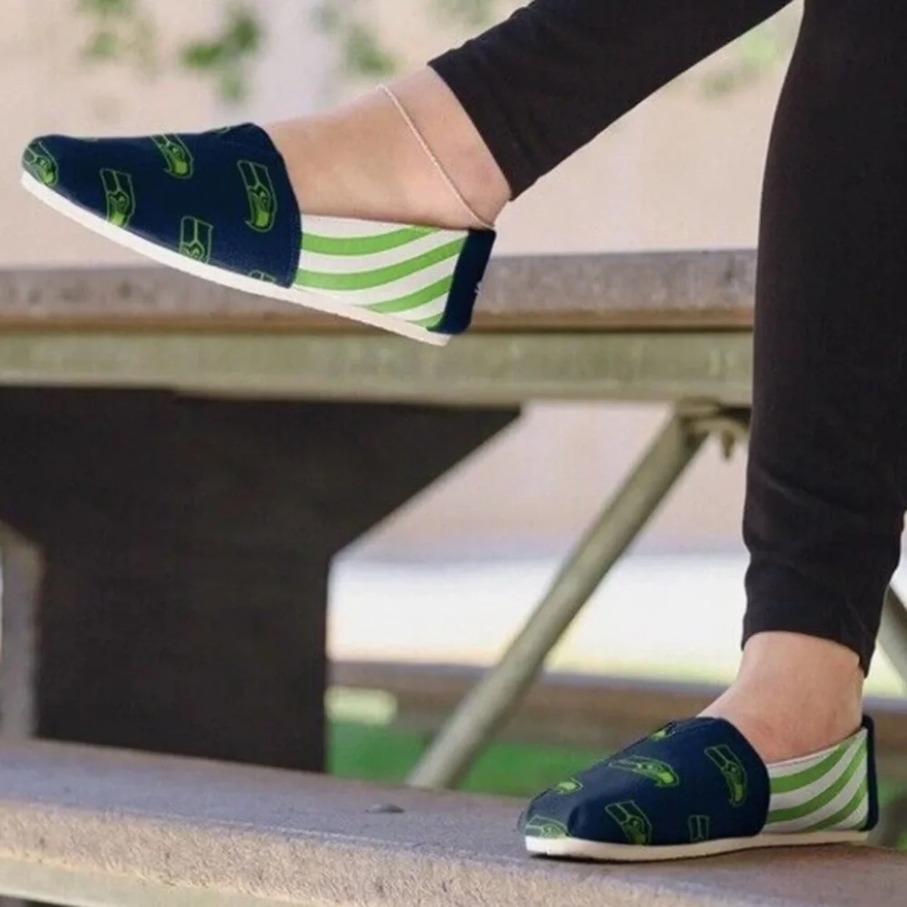 Seahawk Canvas Flats - Picture 1 of 6